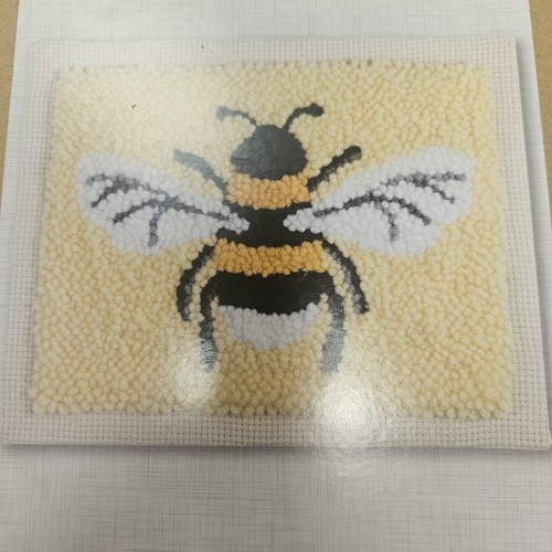 Punch Needle Kit - Bee - New & Boxed Trimits Free Postage - Picture 8 of 8