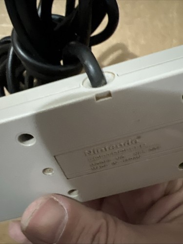Nintendo Entertainment System Authentic Original OEM Controller NES-004 Untested - Picture 5 of 5