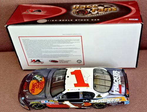 Martin Truex Jr 2007 Farbe Chrome #1 Bass Pro '57 Chevy Tribute Chev /1.500 Made - Bild 12 von 19