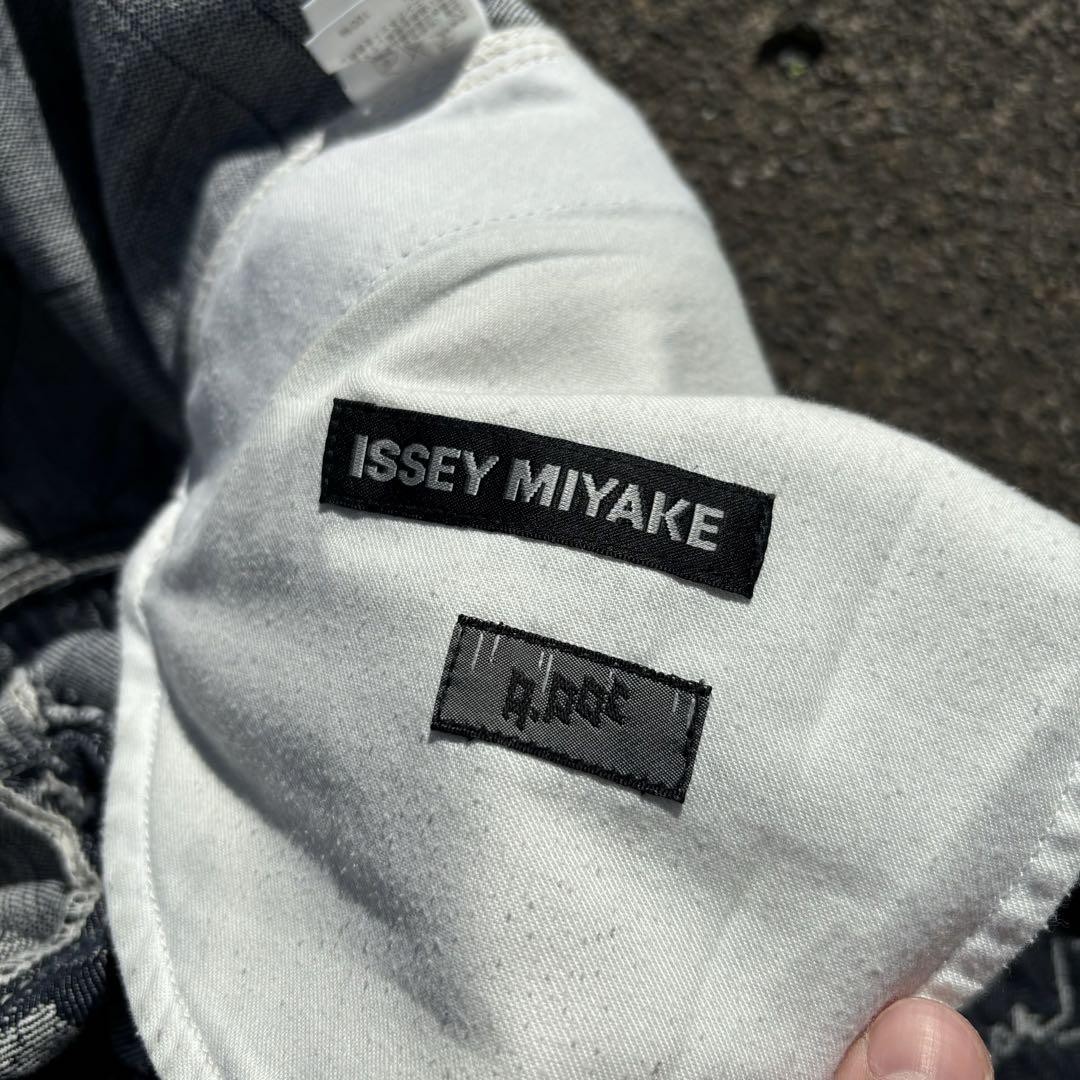 希少　ISSEY MIYAKE デニムパンツ APOC archive Mサイズ 希少 ISSEY MIYAKE デニムパンツ APOC archive Mサイズ - メルカリ