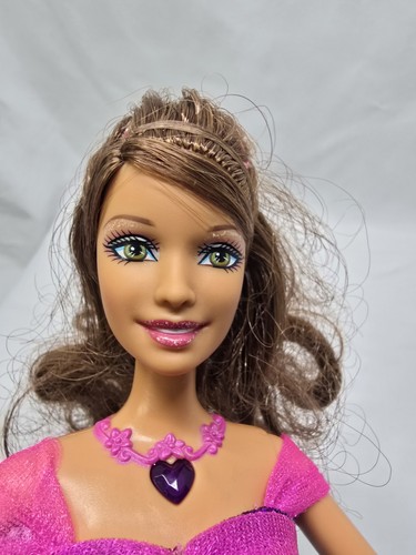 Princess Alexa Barbie the Diamond Castle Doll Rare Movie doll- Sings- Works - Bild 4 von 11