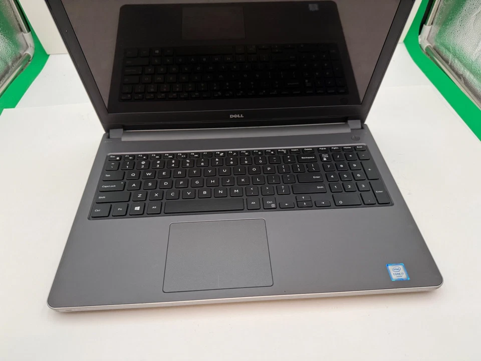 Dell Inspiron 15 5559-Intel i7-6500U@2,50 GHz Sin RAM/SSD/HDD/OS *REPARACIÓN* (2345) Foto 3 de 4