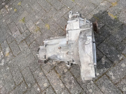 5-Gang Getriebe für VW Caddy 14 D - 1.4 Diesel Saugmotor - Golf 1 - Bild 3 von 7