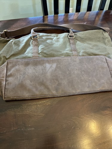 Large Overnight Tote Bag Women Olive Khaki Green Bag NWT Travel Case Ulta - Picture 4 of 8