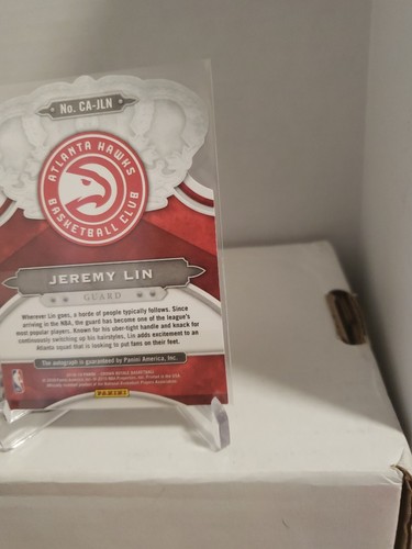 2018-19 Panini Crown Royale Crown Auto 47/60 Jeremy Lin #CA-JLN HAWKS  - Picture 16 of 16