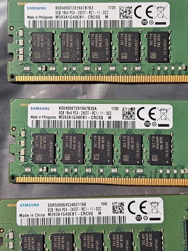 3x8GB Samsung M393A1G40EB1-CRC0Q Supermicro DIMM Server RAM - Picture 2 of 3