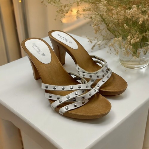 White Leather Wood Studded Platform Sandals Heels Y2K Boho Summer Size US 7 Glam - Picture 4 of 11