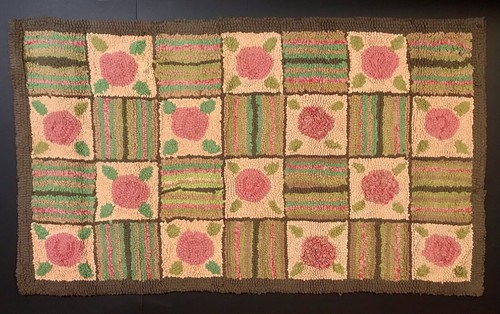 GREENS & PINKS ANTIQUE HOOKED RUG,CHECKERBOARD GARDEN DESIGN,BURLAP/WOOL,C1920 - Picture 2 of 16