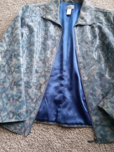 Chico's Snakeskin Blue Metalic Jacket Sz 2 - Picture 7 of 12