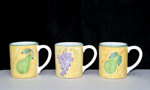 Caleca Frutta * 3 MUGS / CUPS * Colorful Fruit, Apples Plums Grapes Pears, EXC