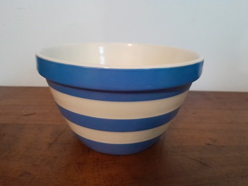 2 x T.G. GREEN 'CORNISH BLUE' NESTING MIXING BOWLS - Picture 8 of 9