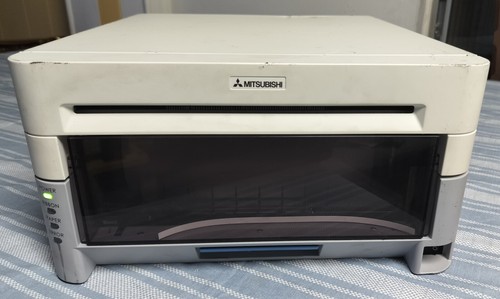 Mitsubishi CP-3800DW Dye Sublimation Digital Color Photo Printer (Tested) - 第 1/5 張圖片