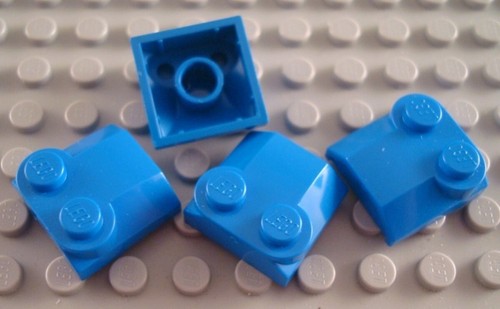 LEGO Lot of 4 Blue 2x2 Top Studded Engine Car Truck Vehicle Bricks