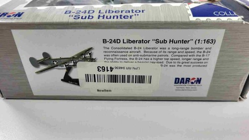 B-24D Liberator 1:163 PS5557-5 "Strawberry Bitch" Pink Desert Camo Ripped Box - Picture 3 of 9