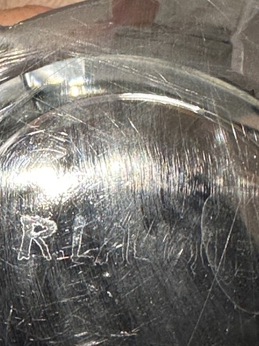 R Lalique Signed Heavy Crystal Frosted Rose Vase 6.5" by 7.75 RARE HTF 5+ LBS - Picture 7 of 13