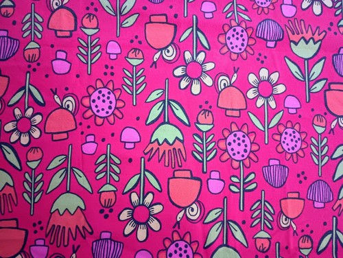 Urban Outfitters Standard Pillowcase Mushrooms, Flowers, Snails Nature - Picture 4 of 4