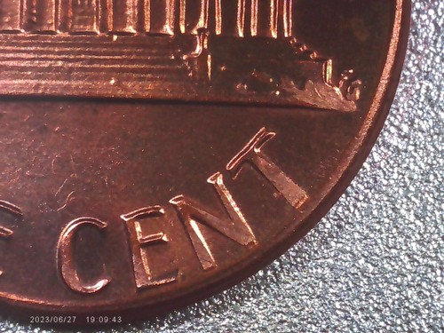 1983 Uncirculated Double Die Reverse DDR and Off- Centered Obverse. A Rare Combo - Picture 7 of 12