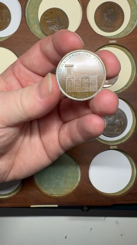 Skidmore's Middlesex St. Mildred's Conder Token D&H 620 - Video 1 of 1