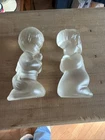 Vintage Fenton Frosted Satin Glass Praying Children Boy And Girl Figurines 2
