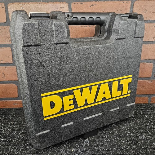***SOLO ESTUCHE*** Clavadora Brad Dewalt DWFP12231 18Ga-***NUEVA*** - Imagen 2 de 8