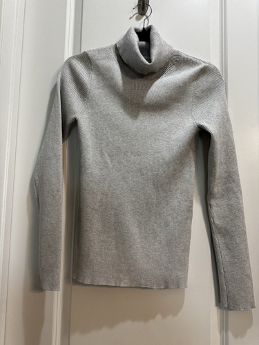 Calvin Klein Silver Glittery Turtleneck Rib Sweater Medium Armpit To Armpit 16” - Picture 5 of 7
