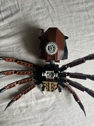 LEGO The Lord of the Rings: Shelob Attacks 9470 W/ All Minifigures Incomplete - Picture 9 of 9