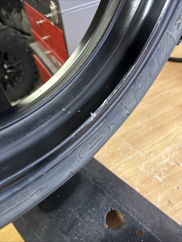 2008 HONDA CBR1000RR FRONT WHEEL RIM - Picture 21 of 23