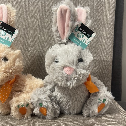 New! 10" Tom's Toy International Set of 3 Easter Bunny Rabbit Plush Toys - Picture 4 of 6