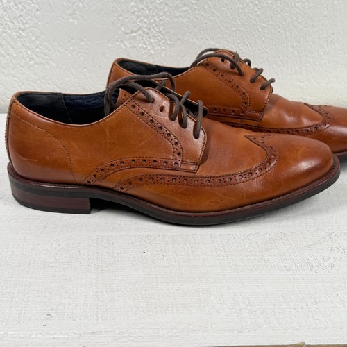 Scarpe eleganti da uomo Cole Haan Oxford Brogue in pelle marrone a coda di rondine taglia 9,5 M - Foto 2 di 14
