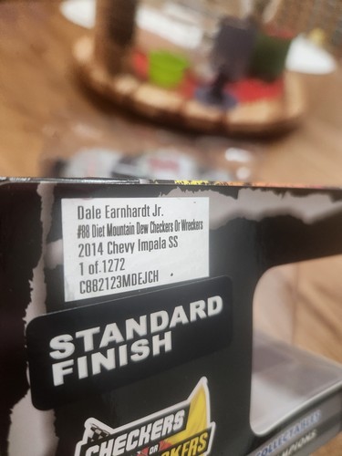 2014 Dale Earnhardt Jr 88 Diet Mountain Dew Checkers Or Wreckers 1/24 Lionel... - Picture 2 of 2