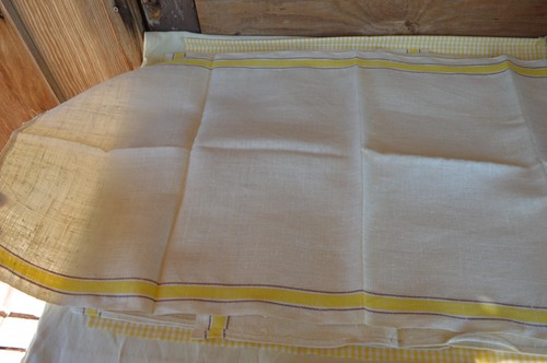 3 strofinacci da tè vintage 35”x16,5” lino verticali gialli e sottili righe cacao ricamati - Foto 6 di 12