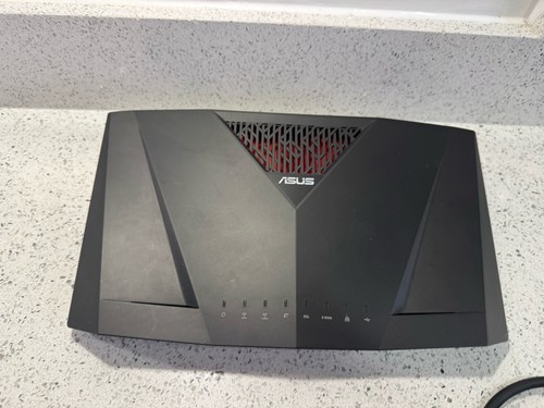 ASUS RT-AC88U Wireless Router - Picture 2 of 7