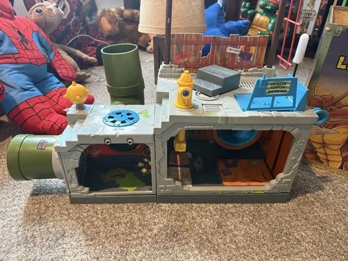 Vintage Teenage Mutant Ninja Turtles Sewer Lair Playset 1989 Near Complete TMNT