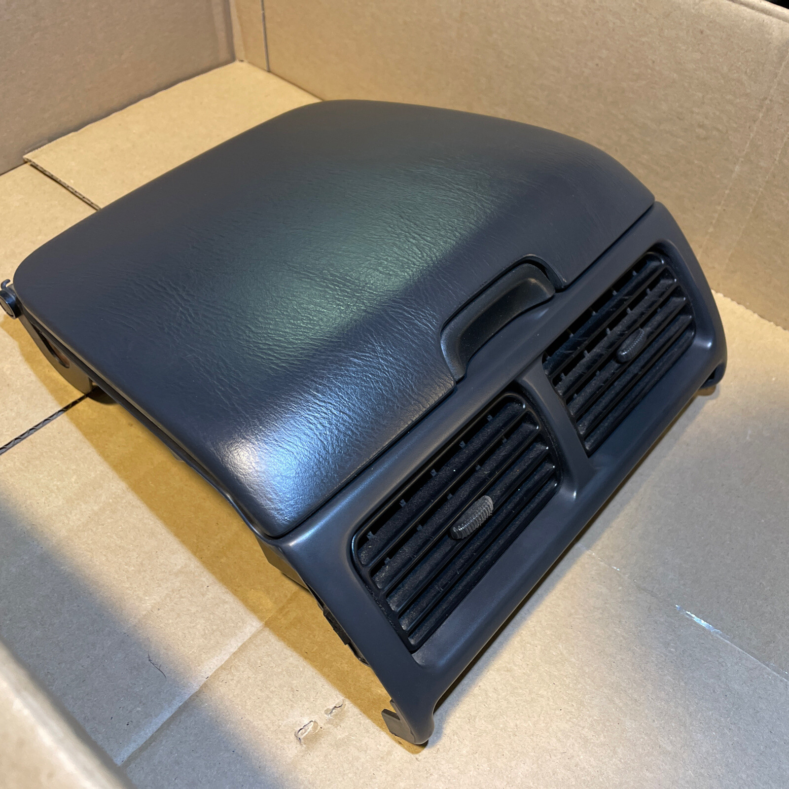97-00 Subaru Impreza STI TOP CENTRE GLOVEBOX COMPARTMENT GC8 GF8 ...