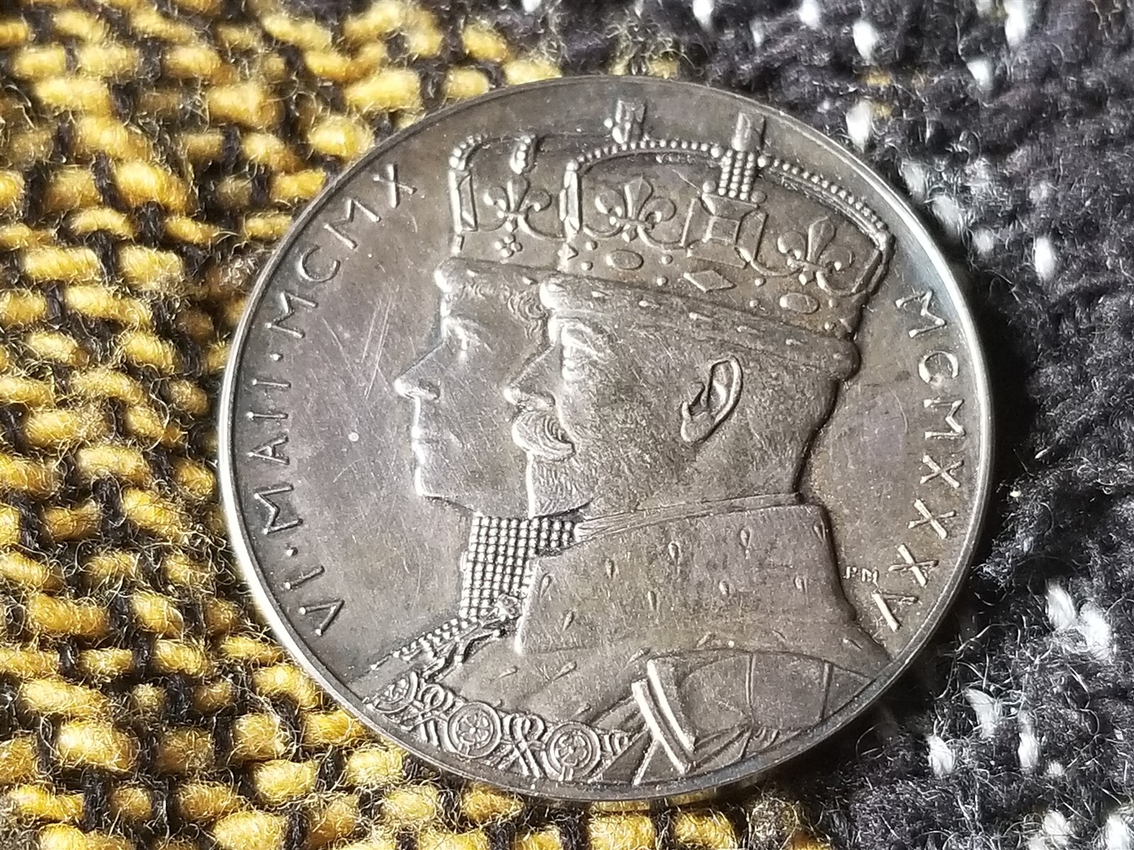 Picture 2 of 5