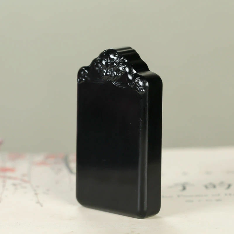 Amuleto seguro y sano cabeza de bestia de jade negro grado grasa oveja jade hetiano natural Foto 3 de 4