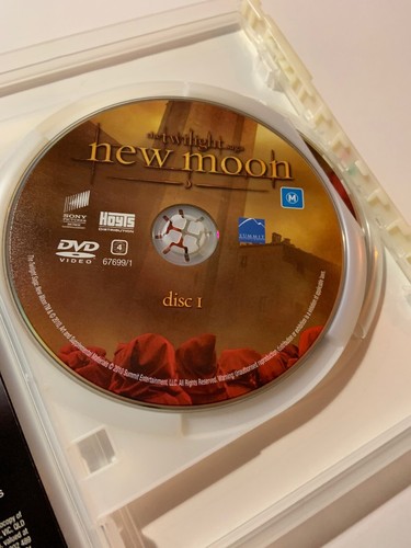 THE TWILIGHT SAGA - NEW MOON - (Dvd 2 Disc Special Edition) - Picture 3 of 4