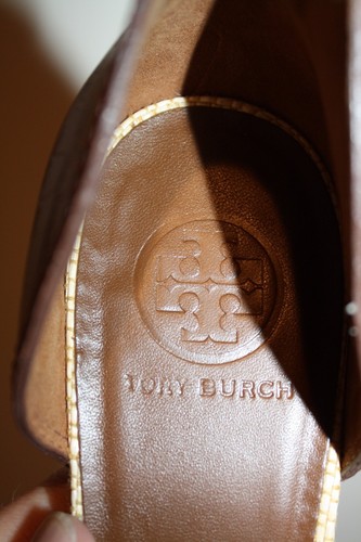 AUTHENTISCHE TORY BURCH DAMENSCHUHE MIT ABSATZ PUMPS RATTAN KROKO-MUSTER 10,5 M  - Bild 6 von 12