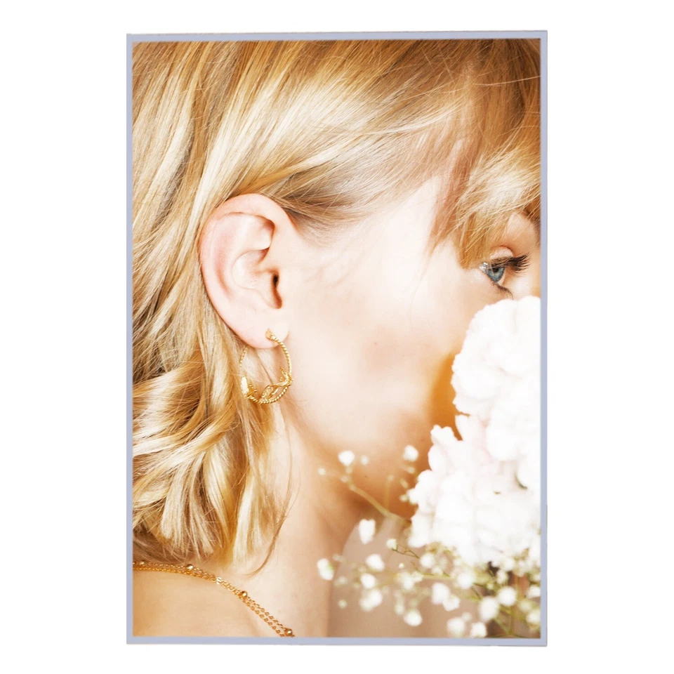 17 x 23 inch LED Illuminated LED Backlit Poster Frame For Photos Artistic Album - Image 3 of 4