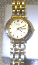 Citizen Quartz Watch Women 1002-K12070 Cream Dial Bracelet Date New Bat Works !!