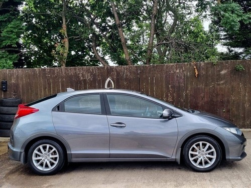 2012 Honda Civic 1.4 i-VTEC SE-T Euro 5 (s/s) 5dr Hatchback Petrol Manual - Picture 7 of 24
