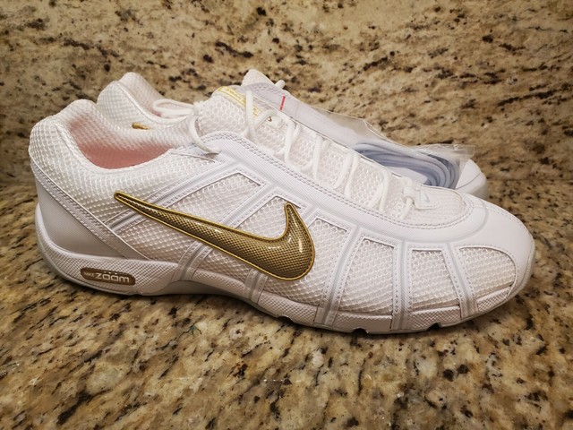 nike air zoom fencing shoes
