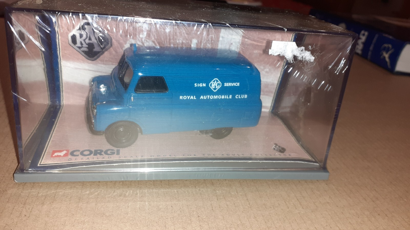 Picture 2 of 8