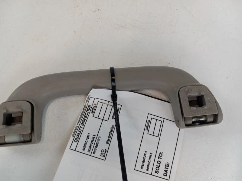 2009 ACURA RDX REAR RIGHT ROOF GRAB HANDLE - Image 4 of 4