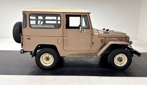 1973 Toyota Land Cruiser FJ40 - Picture 6 of 12