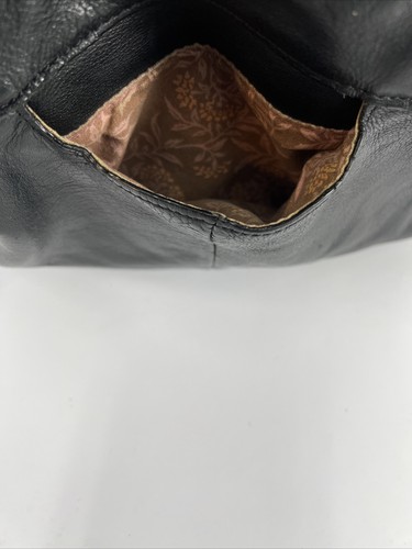 Bolso de Hombro Hobo International Cuero Negro Solapa 13 x 10 x 2 Boho Hippy - Imagen 9 de 19