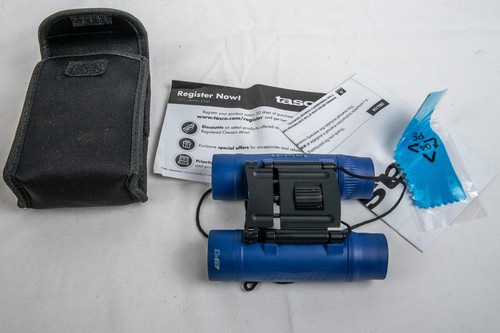 Essentials 10X25mm Compact Binocular - Picture 3 of 3