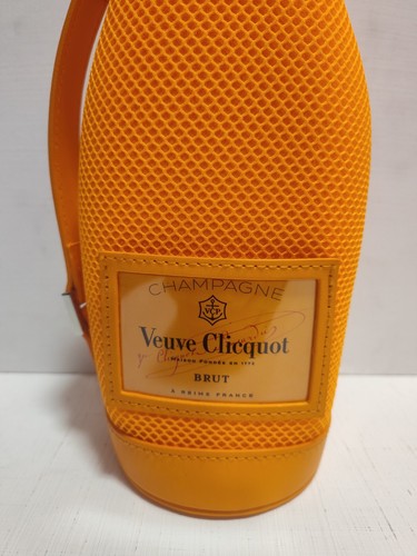 Veuve Clicquot Champagne Holder - Picture 2 of 7