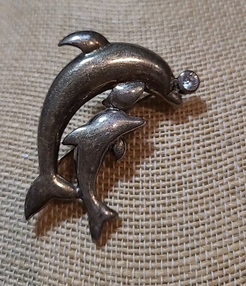 Picture 1 of 4