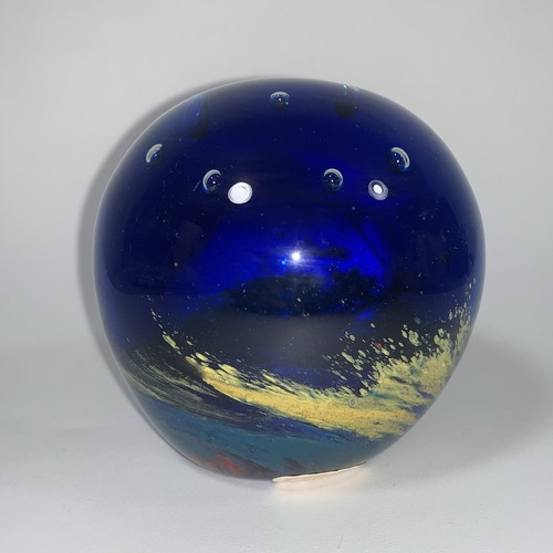 Vintage Glass Paperweight Blue Red Green Yellow Bubbles 3" Round Unsigned 1.5 lb - Picture 4 of 8